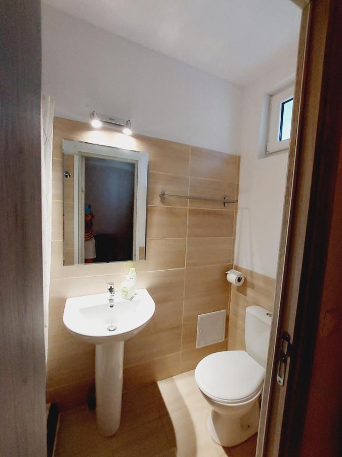 Confort Inn أوتوبين المظهر الخارجي الصورة