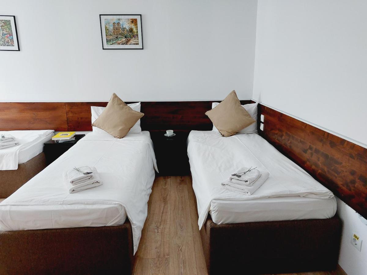 Confort Inn أوتوبين المظهر الخارجي الصورة