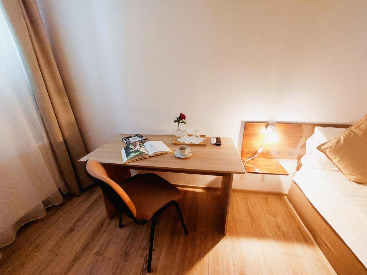Confort Inn أوتوبين المظهر الخارجي الصورة
